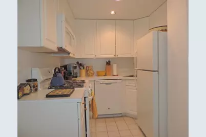 40 Central Park S #12E, New York, NY 10019 - Photo 2