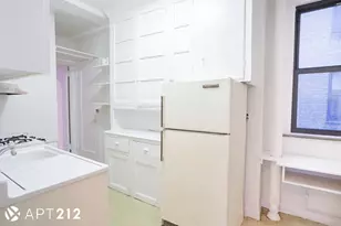 221 W 82 St, New York City, NY 10024 - Photo 4