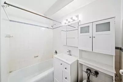 240 E 35th Street #4-J, New York City, NY 10016 - Photo 4