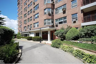 3515 Henry Hudson Parkway #11EF, New York City, NY 10463 - Photo 18