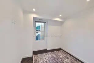 21-39 38th St, New York City, NY 11103 - Photo 8