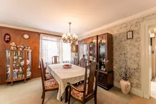 25-68 34th St, New York City, NY 11103 - Photo 8