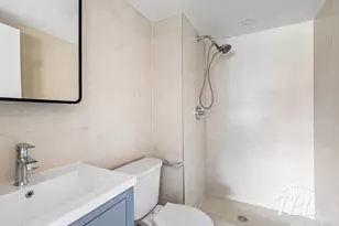 13-11 Jackson Ave, New York City, NY 11101 - Photo 6