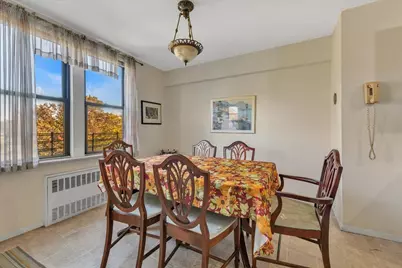 1874 Pelham Parkway S #4-R, New York City, NY 10461 - Photo 4