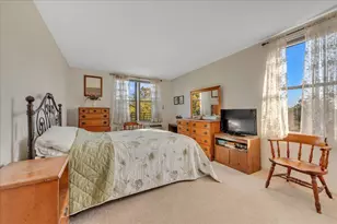 1874 Pelham Pkwy S, New York City, NY 10461 - Photo 8