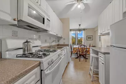 1874 Pelham Parkway S #4-R, New York City, NY 10461 - Photo 6