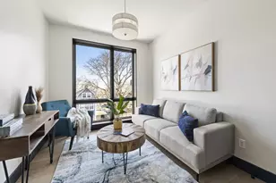 785 E 34th St, New York City, NY 11210 - Photo 2