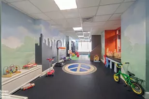 308 E 72nd St, New York City, NY 10021 - Photo 12