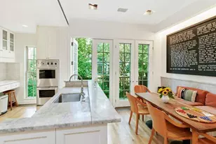 453 W 24th St, New York City, NY 10011 - Photo 12