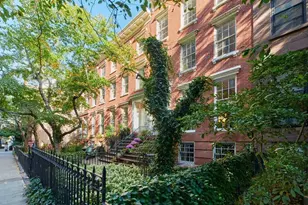 453 W 24th St, New York City, NY 10011 - Photo 1
