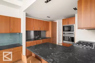 450 E 83rd St, New York City, NY 10028 - Photo 6