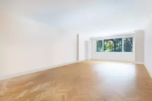 24 Central Park S, New York City, NY 10019 - Photo 2