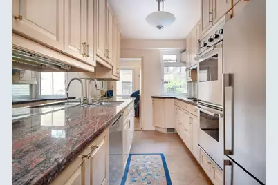 24 Central Park S #3W, New York City, NY 10019 - Photo 8