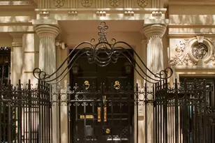 15 E 82nd St, New York City, NY 10028 - Photo 2