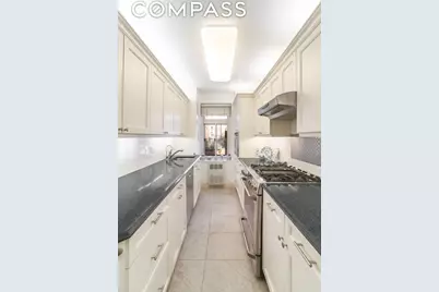 30 E 65th Street #3B, New York City, NY 10065 - Photo 10