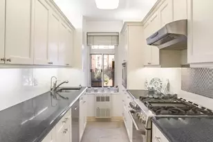 30 E 65th St, New York City, NY 10065 - Photo 10