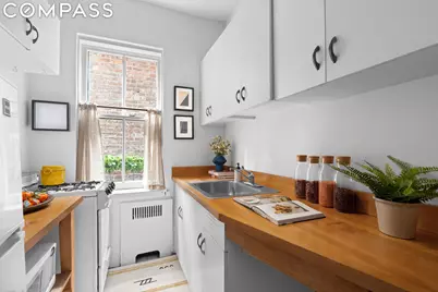 51 E 78th Street #4D, New York City, NY 10075 - Photo 6