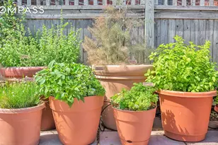 14 Horatio St, New York City, NY 10014 - Photo 14