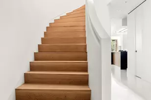 248 W 71st St, New York City, NY 10023 - Photo 4