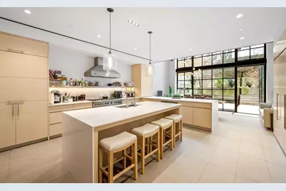 328 W 108th Street, New York City, NY 10025 - Photo 10