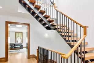 328 W 108th St, New York City, NY 10025 - Photo 32