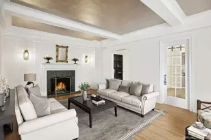 235 E 22nd St, New York City, NY 10010 - Photo 2