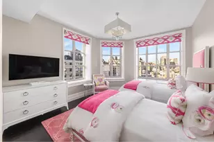 135 E 79th St, New York City, NY 10075 - Photo 18