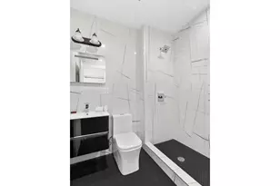 725 Lafayette Ave, New York City, NY 11221 - Photo 6