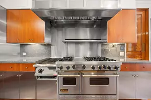 875 Park Ave, New York City, NY 10075 - Photo 16