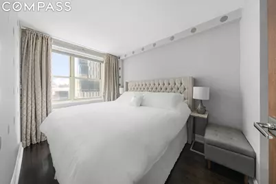 520 E 72nd Street #10D, New York City, NY 10021 - Photo 2