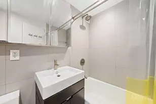 155 E 34th St, New York City, NY 10016 - Photo 4