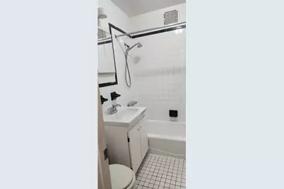 767 Eastern Parkway #1B, New York City, NY 11213 - Photo 4