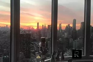 330 E 38th St, New York City, NY 10016 - Photo 6