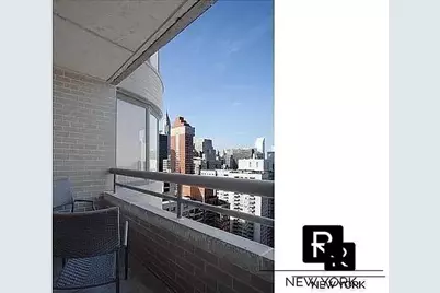 330 E 38th Street #18-B, New York City, NY 10016 - Photo 2