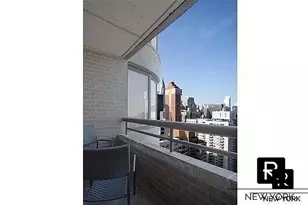 330 E 38th St, New York City, NY 10016 - Photo 2
