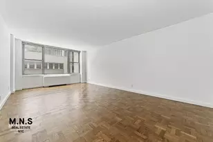 65 W 55th St, New York City, NY 10019 - Photo 8