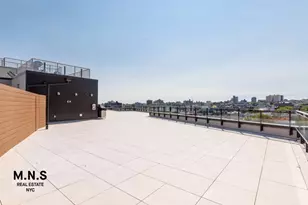 540 Waverly Ave, New York City, NY 11238 - Photo 16