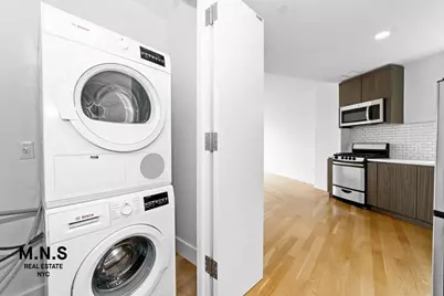 37-14 36th Street #7-Q, New York City, NY 11101 - Photo 4