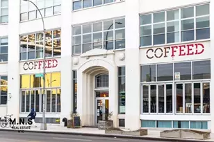 37-14 36th St, New York City, NY 11101 - Photo 12