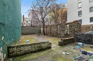 1137 Tiffany St, New York City, NY 10459 - Photo 2