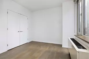 635 W 42nd St, New York City, NY 10036 - Photo 4