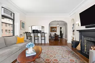 210 W 90th St, New York City, NY 10024 - Photo 2