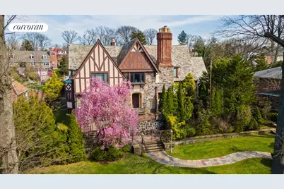 84-01 Midland Parkway, New York City, NY 11432 - Photo 2