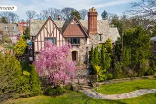 84-01 Midland Pkwy, New York City, NY 11432 - Photo 2