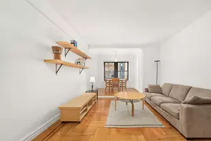 210 W 103rd St, New York City, NY 10025 - Photo 2