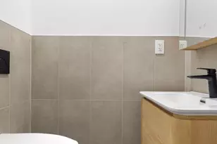 1218 Putnam Ave, New York City, NY 11221 - Photo 8