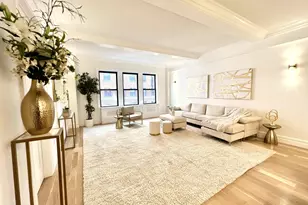 140 W 58th St, New York City, NY 10019 - Photo 2