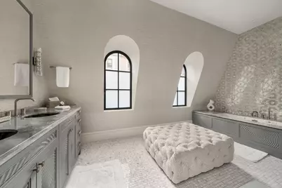 34 E 62nd Street, New York City, NY 10065 - Photo 16