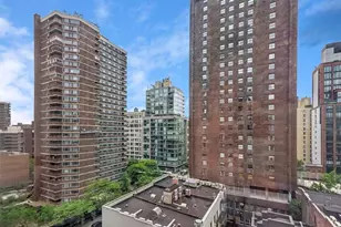 245 E 24th St, New York City, NY 10010 - Photo 8