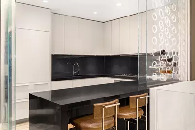 130 W 19th Street #TOWNHOUSEC, New York City, NY 10011 - Photo 6